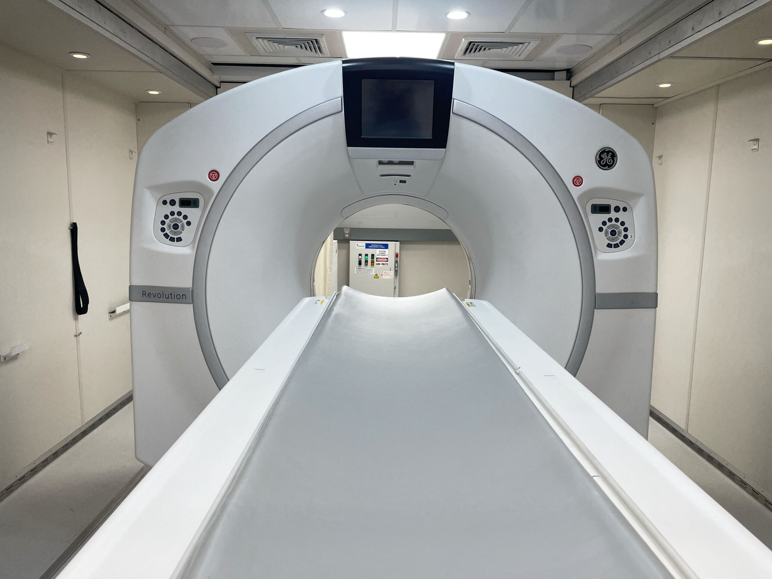 Mobile CT Scanner GE Rev Evo from IDI, a Modular Devices Company